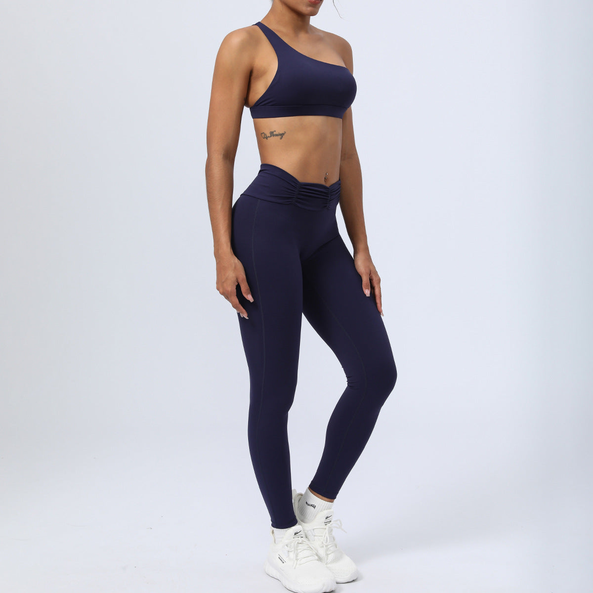 Yoga & Fitness Outfit – One-Shoulder Sports Bra with Shorts or Leggings