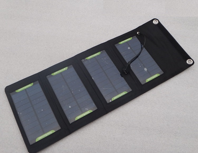 Pocket‑sized Camouflage 7W Solar Power Bank