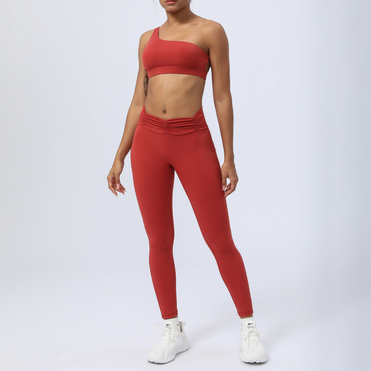 Yoga & Fitness Outfit – One-Shoulder Sports Bra with Shorts or Leggings