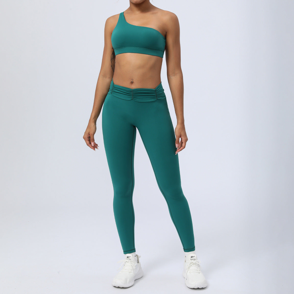 Yoga & Fitness Outfit – One-Shoulder Sports Bra with Shorts or Leggings
